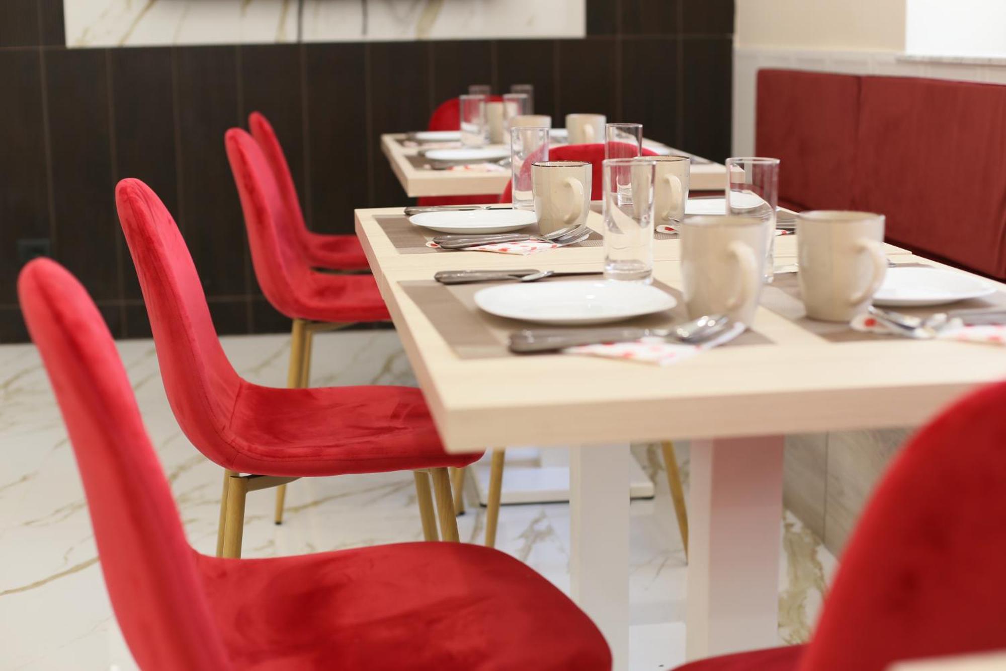 Hotel Auroom Nápoles
