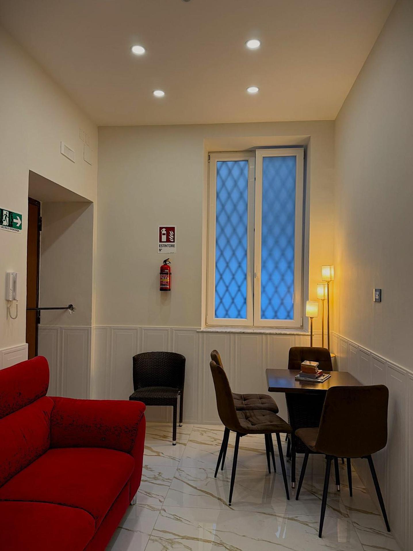 Auroom Hotel